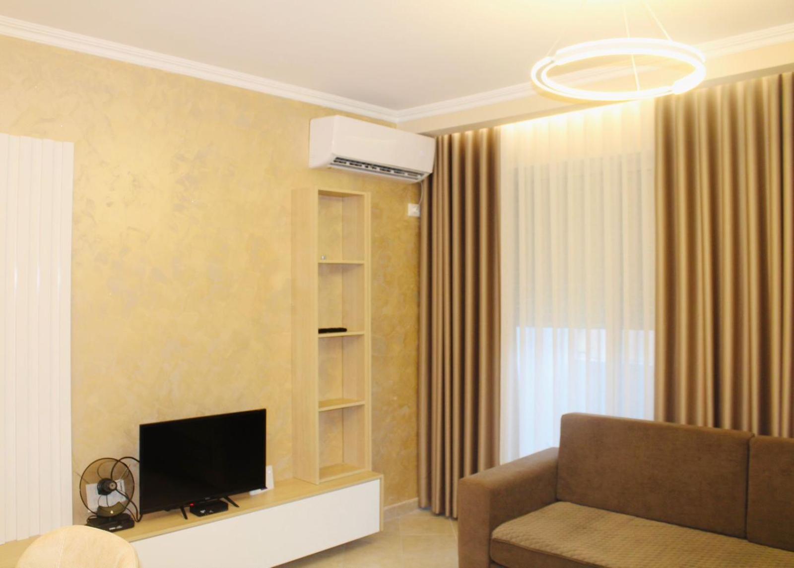 Holiday Apartment Vlorë Exteriör bild